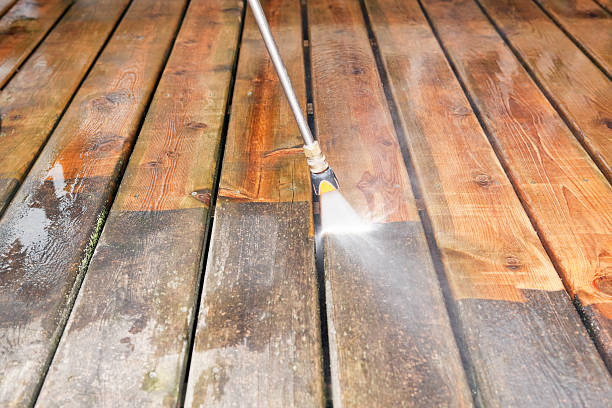 Best Roof Pressure Washing  in Wymore, NE